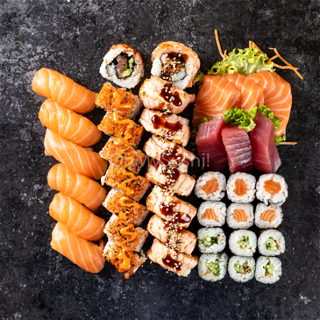 Love Sushi (40 pcs)